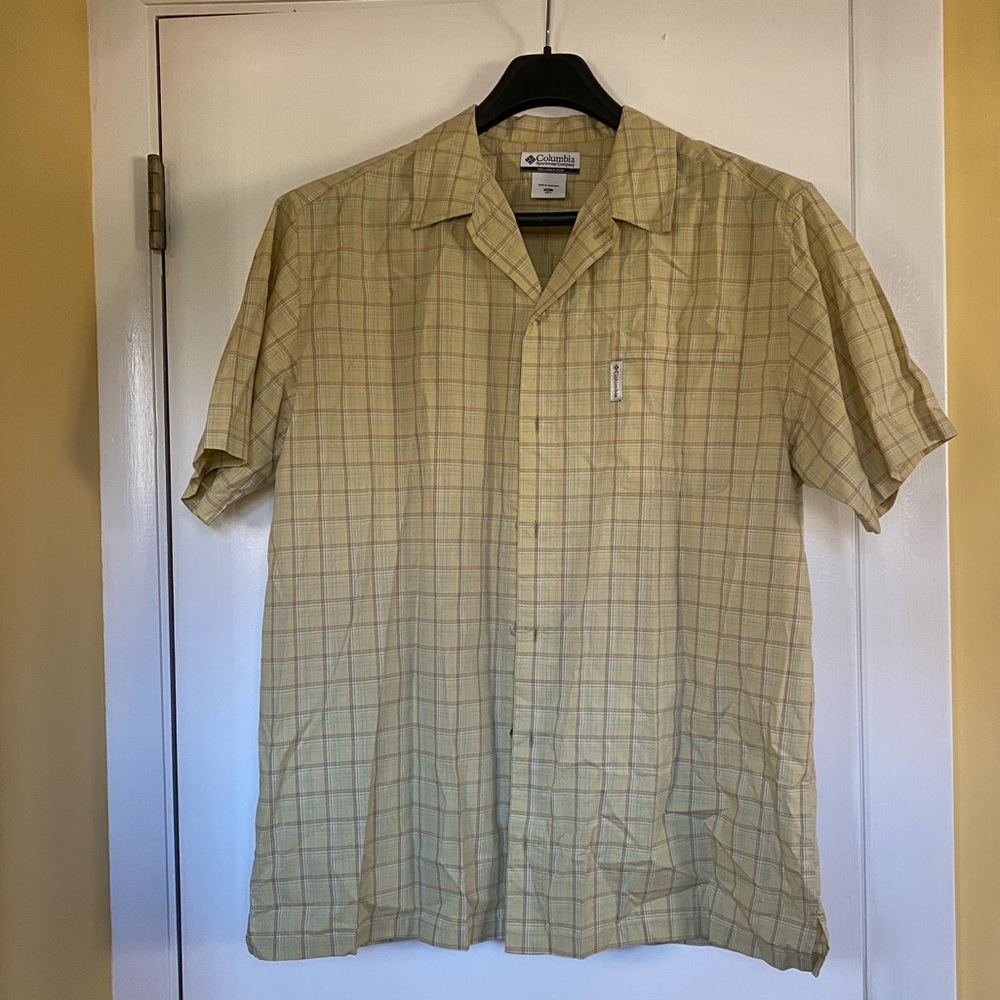 Columbia men’s XL button down shirt